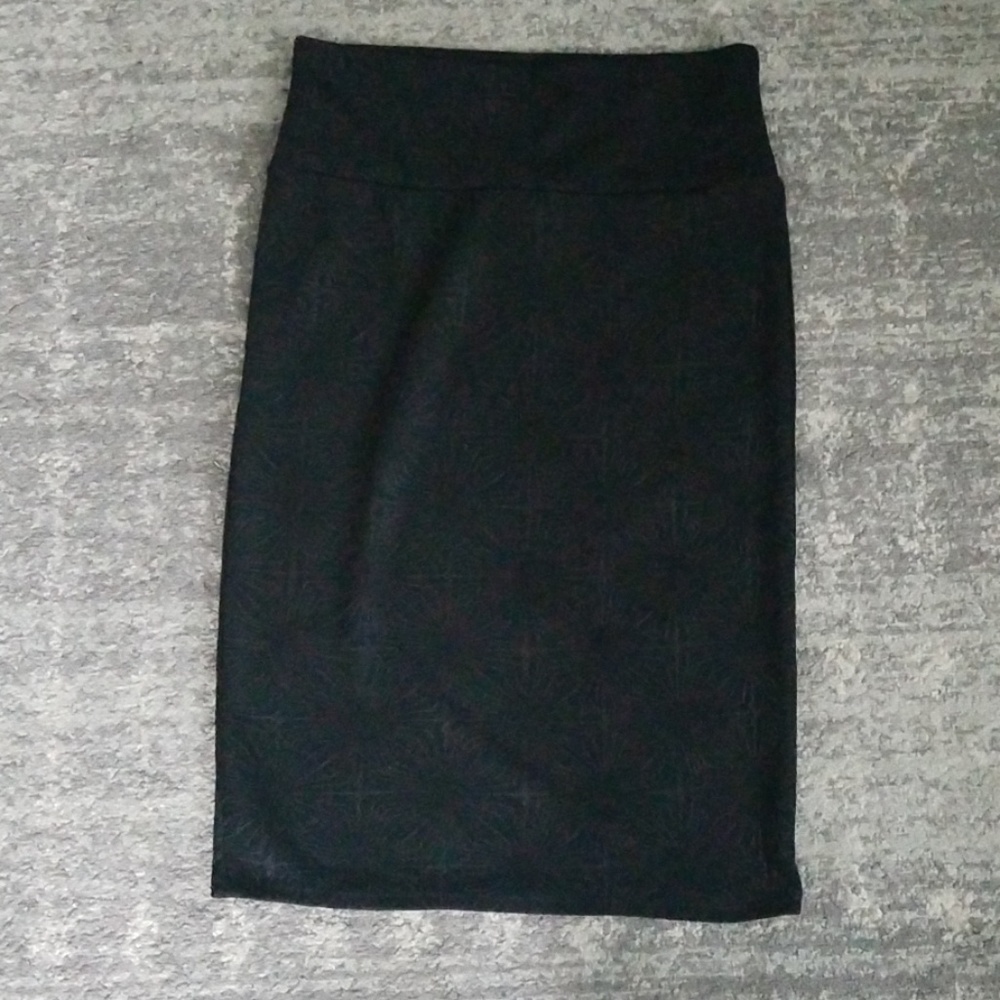 LuLaRoe Black Cassie